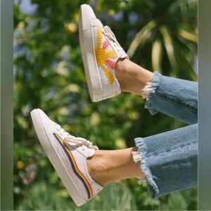 Soludos The Ibiza Classic Sneaker Oasis White Rainbow Wave NWB Size 6